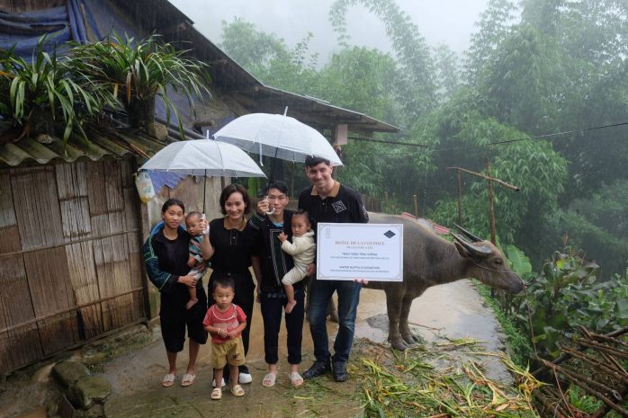 hotel-de-la-coupole-donates-water-buffaloes-for-disadvantaged-households-in-lao-cai